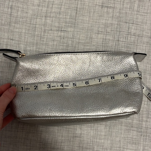 Boden metallic silver leather cosmetics zip pouch - Picture 11 of 12